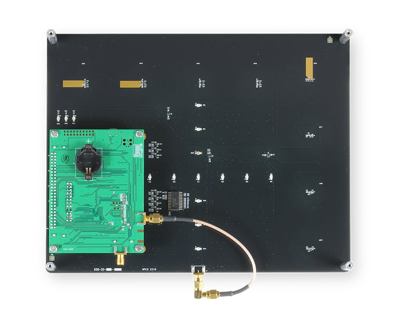 Rear-Side AoA Antenna Array with ATM33 Developer Board Attached